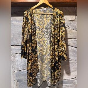 Gold and Black Patterned Kimono